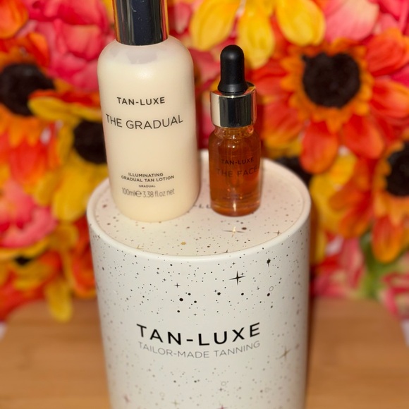 Tan-Luxe Tailor-Made Tanning Set Light/Medium - Picture 3 of 4